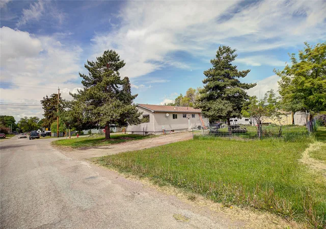 2nd image of 1411 7th St E, Polson, MT 59860 | MLS# 30071336
