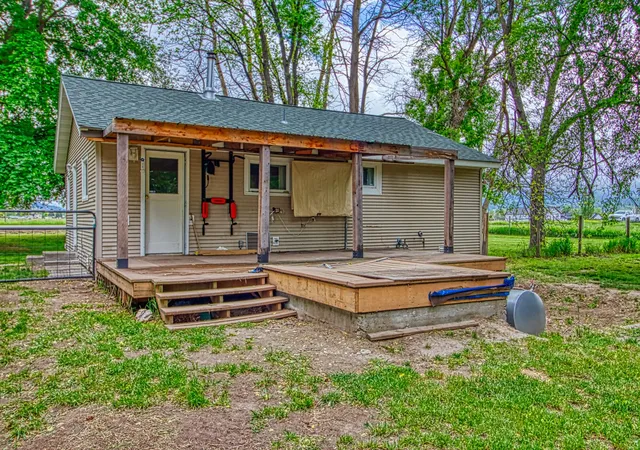 3rd image of 134 Grantsdale Cutoff Rd, Hamilton, MT 59840 | MLS# 30071289