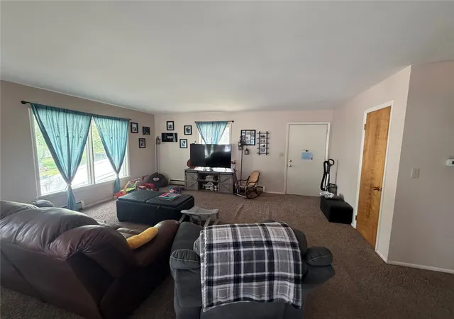 4th image of 806 Continental Wy, Missoula, MT 59803 | MLS# 30071431