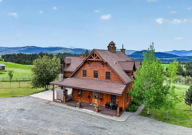 Photo 3 of Single family home for sale at 395 Wild W Dr, Eureka, MT 59917 | MLS# 30069053 | Listing updated on 2026-08-01