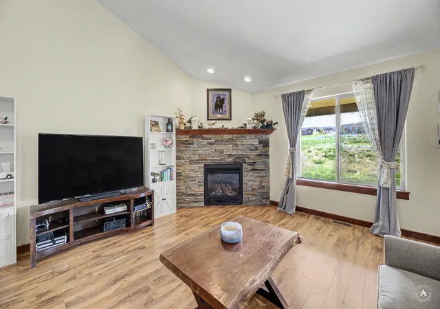 Photo 5 of Single family home for sale at 2997 Ranger Dr, East Helena, MT 59635 | MLS# 30071418 | Listing updated on 2026-09-01