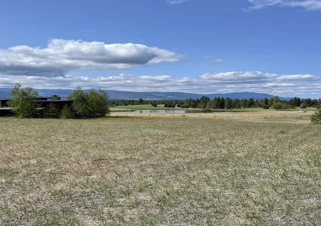 5th image of 286 Wilderness Club Dr, Eureka, MT 59917 | MLS# 30069097