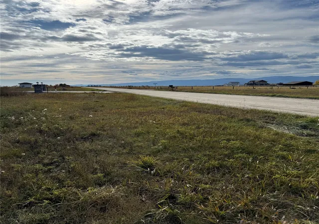 11th image of 585 Farm Rd, Kalispell, MT 59901 | MLS# 30071460