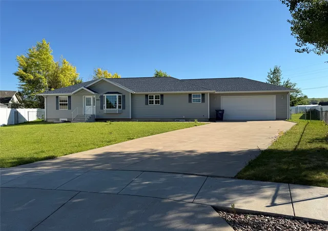 Photo 2 of Single family home for sale at 1328 Alpine Dr, Great Falls, MT 59404 | MLS# 30071483 | Listing updated on 2026-07-12