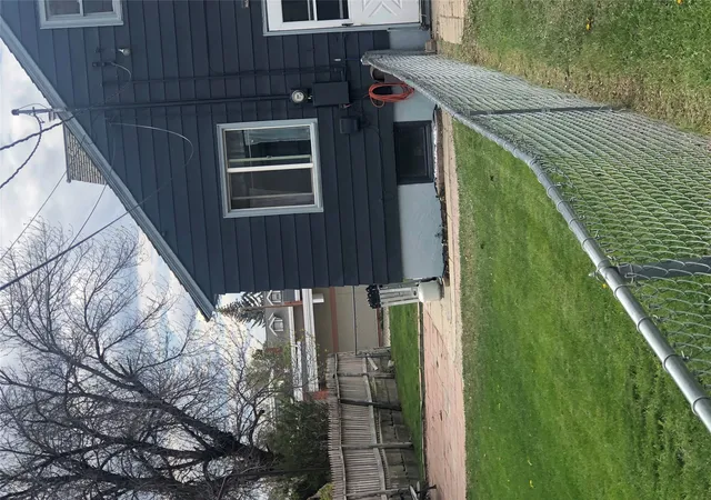 2nd image of 15 3rd Ave Se, Cut Bank, MT 59427 | MLS# 30071533