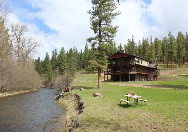 1st image of 21369 Ninemile Rd, Huson, MT 59846 | MLS# 30071563