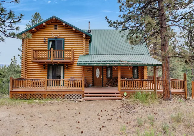 3rd image of 2122 Lightning Draw Trl, Victor, MT 59875 | MLS# 30071567