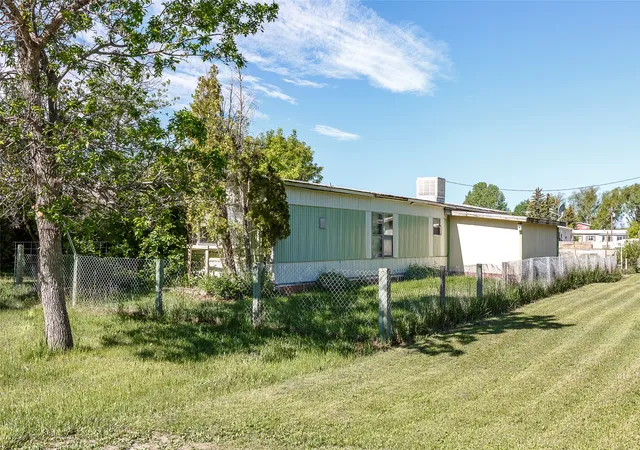 Homes for sale in Choteau, MT | 610 3rd Ave Sw, Choteau, MT 59422 | MLS# 30070918