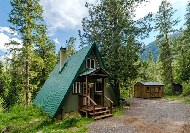Homes for sale in Noxon, MT | 35 Otter Ln & 12 Wayback Cir, Noxon, MT 59853 | MLS# 30071447