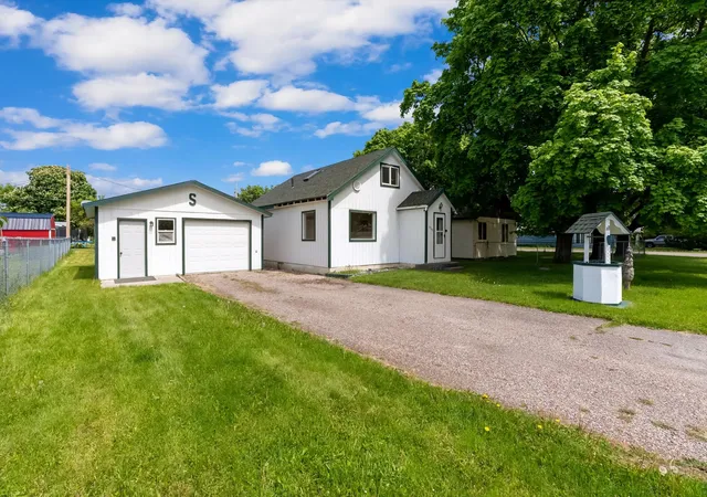 1st image of 609 6th Ave E, Polson, MT 59860 | MLS# 30071577