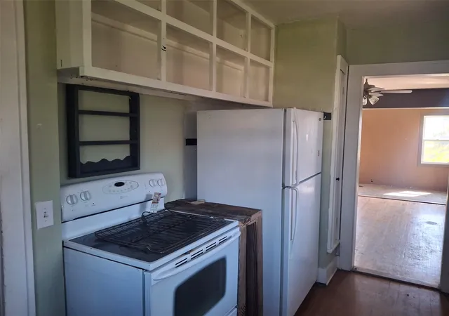 3rd image of 208 3Rd Ave Ne, Dutton, MT 59433 | MLS# 30071582