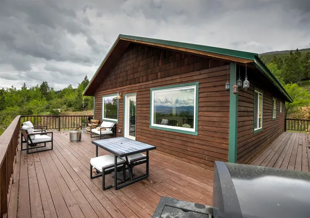 4th image of 959 W Cow Creek Rd, Hamilton, MT 59840 | MLS# 30068406