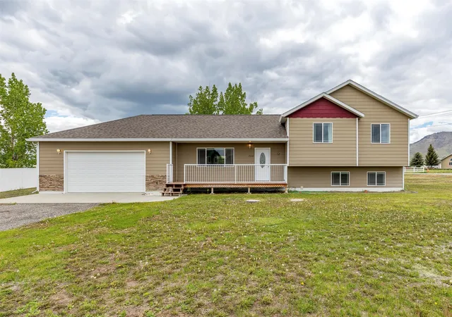 Homes for sale in Helena, MT | 7354 Layla Loop, Helena, MT 59602 | MLS# 30071521