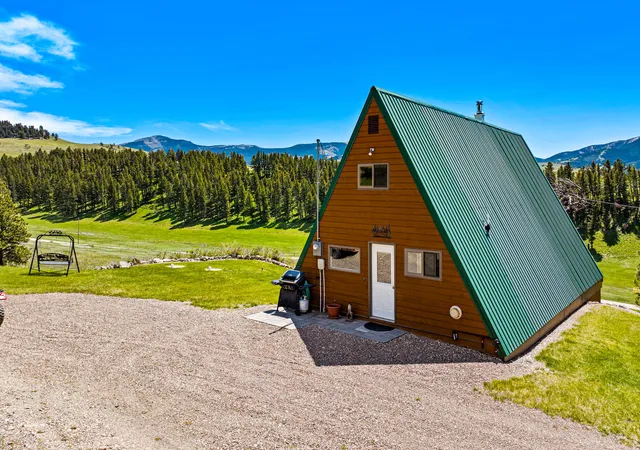 Homes for sale in Raynesford, MT | 3567 Limestone Canyon Rd, Raynesford, MT 59469 | MLS# 30071231