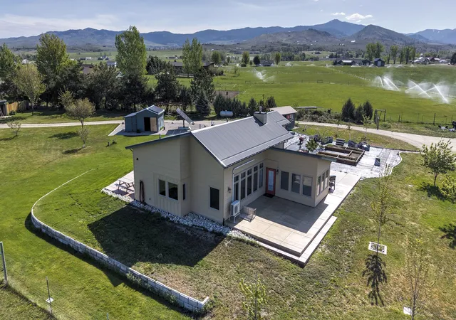 5th image of 751 Heaven Bound Ln, Corvallis, MT 59828 | MLS# 30070641