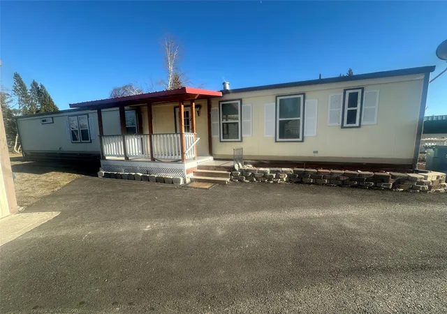 Homes for sale in Missoula, MT | 11800 Johanna Dr, Missoula, MT 59804 | MLS# 30071828