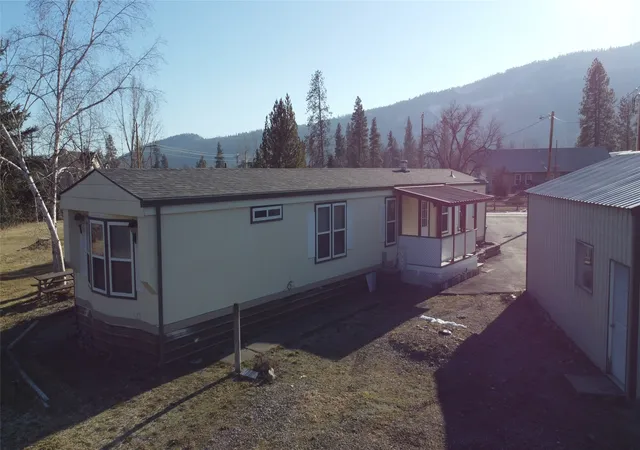 Homes for sale in Missoula, MT | 11800 Johanna Dr, Missoula, MT 59804 | MLS# 30071828