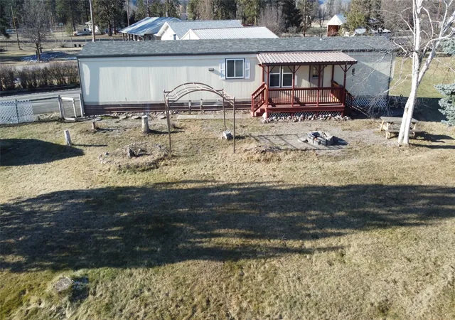 Homes for sale in Missoula, MT | 11800 Johanna Dr, Missoula, MT 59804 | MLS# 30071828