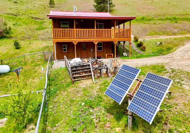 5th image of 407 Mclaughlin Creek Rd, Paradise, MT 59856 | MLS# 30071891