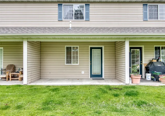 4th image of 119 Alice Ave #C, Hamilton, MT 59840 | MLS# 30071616