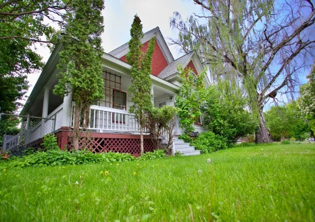 2nd image of 611 S 4th St W, Missoula, MT 59801 | MLS# 30071945