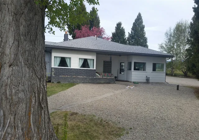 4th image of 4 Stewart St, Anaconda, MT 59711 | MLS# 30071980