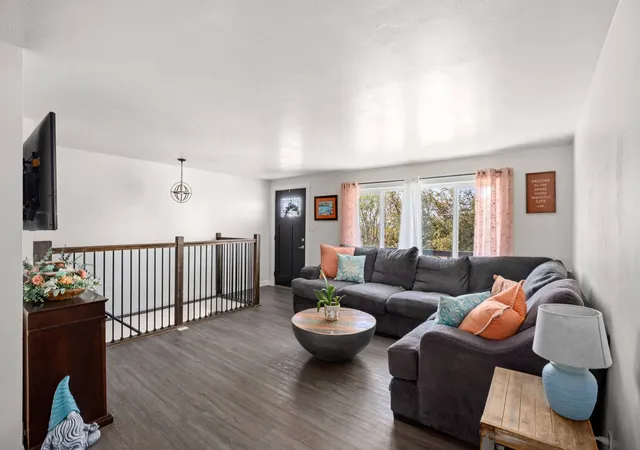 Photo 4 of Single family home for sale at 507 29th Avenue NE, Great Falls, MT 59404 | MLS# 30070013 | Listing updated on 2026-07-31