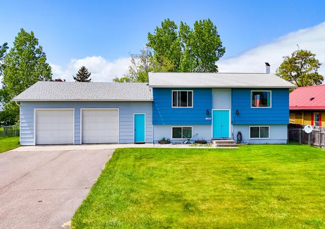Homes for sale in Polson, MT | 1104 3rd St E, Polson, MT 59860 | MLS# 30071783