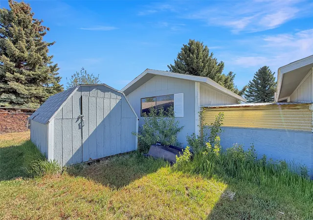 Homes for sale in Ennis, MT | 720 S Second St, Ennis, MT 59729 | MLS# 30072017