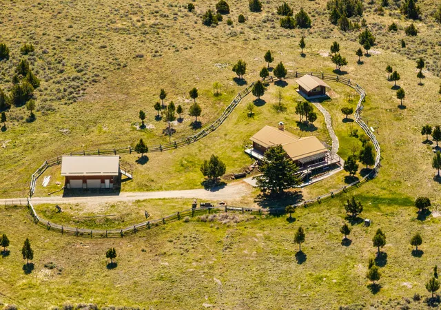Photo 1 of Single family home for sale at 25 Sundowner Rd, Sheridan, MT 59749 | MLS# 30071994 | Listing updated on 2026-08-04