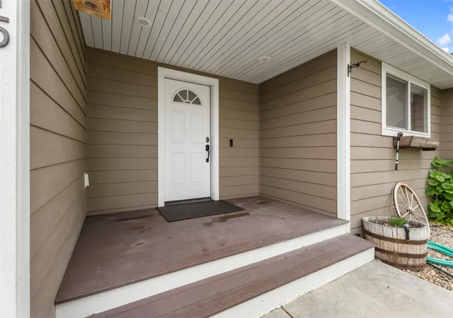 Homes for sale in Corvallis, MT | 115 Cinnamon Court, Corvallis, MT 59828 | MLS# 30072023
