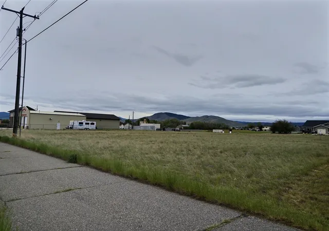 3rd image of 7925 Avocet Dr, Helena, MT 59602 | MLS# 30072201
