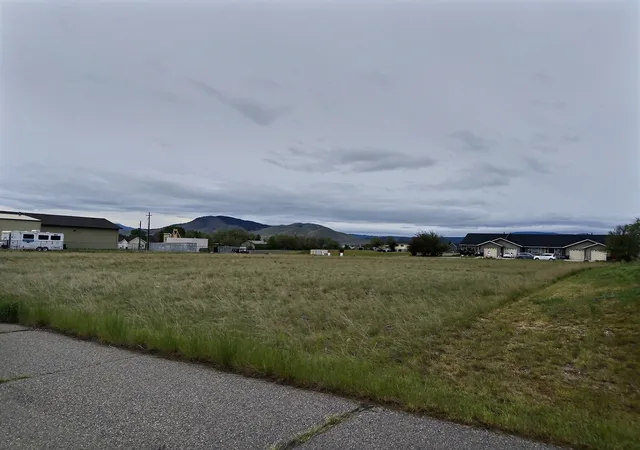 4th image of 7925 Avocet Dr, Helena, MT 59602 | MLS# 30072201