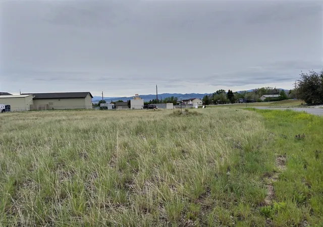 5th image of 7925 Avocet Dr, Helena, MT 59602 | MLS# 30072201