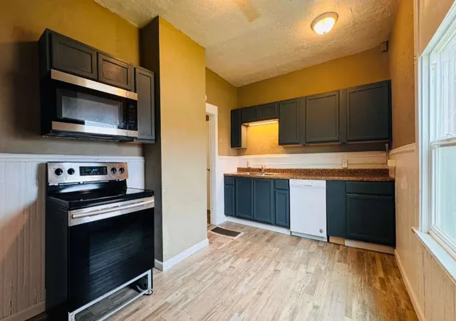 Photo 4 of Single family home for sale at 602 2nd Avenue S, Great Falls, MT 59405 | MLS# 30066372 | Listing updated on 2026-08-04