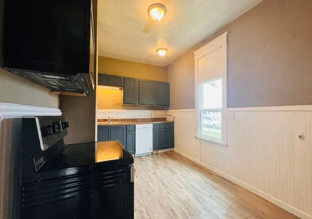 Photo 5 of Single family home for sale at 602 2nd Avenue S, Great Falls, MT 59405 | MLS# 30066372 | Listing updated on 2026-08-04