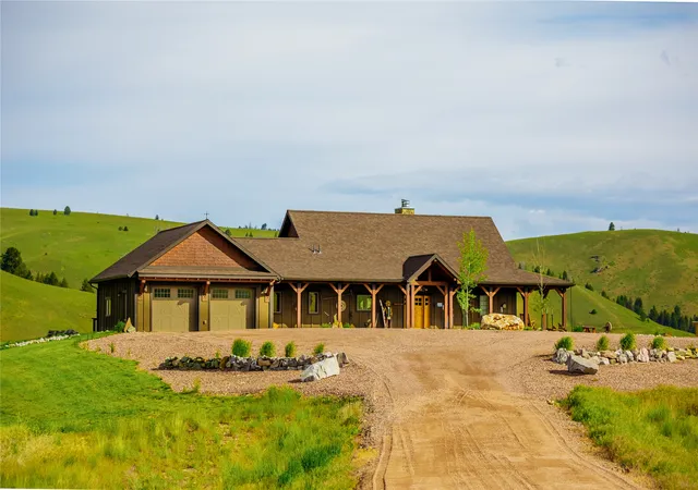 Photo 1 of Single family home for sale at 31 Braach Ranch Ln, Philipsburg, MT 59858 | MLS# 30067693 | Listing updated on 2026-09-25