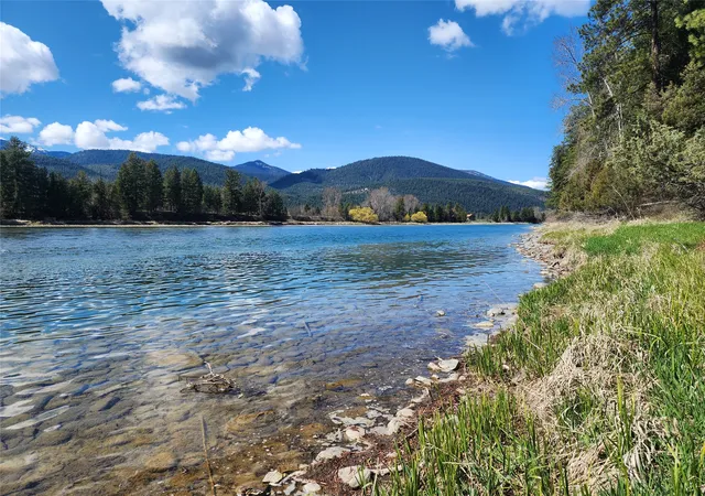2nd image of 1497 Kootenai River Rd, Libby, MT 59923 | MLS# 30072117