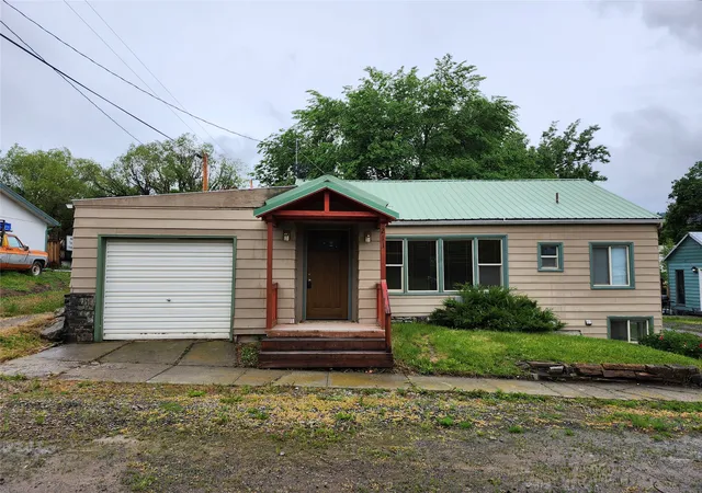 Homes for sale in Hot Springs, MT | 211 Wall Street, Hot Springs, MT 59845 | MLS# 30071811