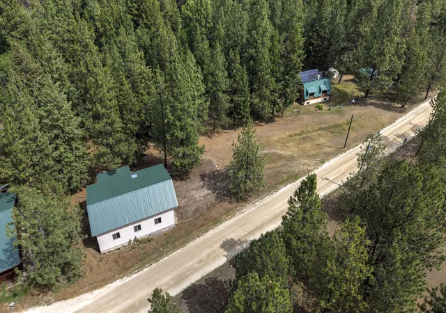 2nd image of 236 Elk Ridge Rd, Hamilton, MT 59840 | MLS# 30072036