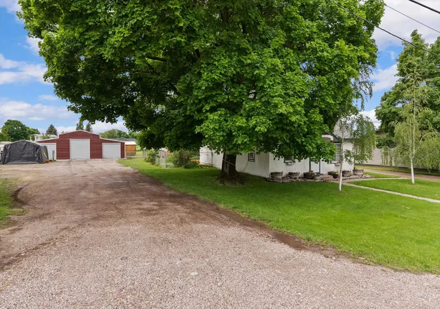 Homes for sale in Polson, MT | 1410 5Th St E, Polson, MT 59860 | MLS# 30072316