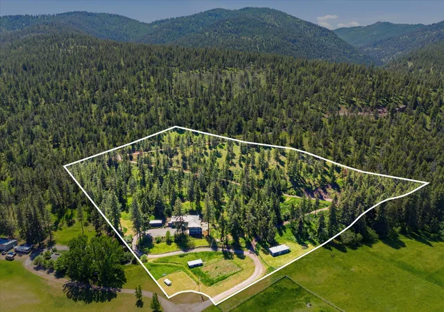 2nd image of 12505 Flora Dr, Missoula, MT 59804 | MLS# 30070886