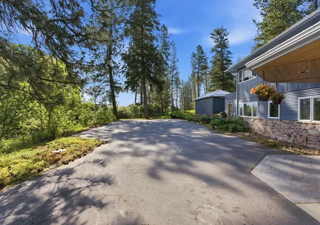 4th image of 12505 Flora Dr, Missoula, MT 59804 | MLS# 30070886