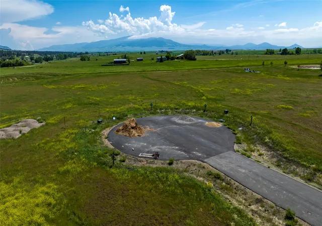 4th image of 3760 Wolfwillow Ct, Helena, MT 59602 | MLS# 30072242