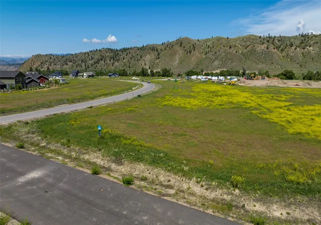 4th image of 3751 Wolfwillow Ct, Helena, MT 59602 | MLS# 30072236