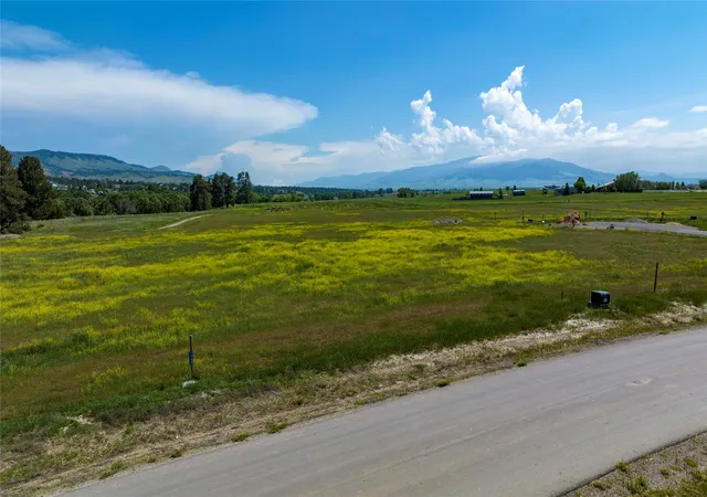 2nd image of 5508 Fireweed Loop, Helena, MT 59602 | MLS# 30072235