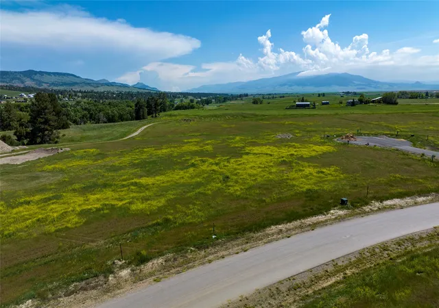 4th image of 5508 Fireweed Loop, Helena, MT 59602 | MLS# 30072235