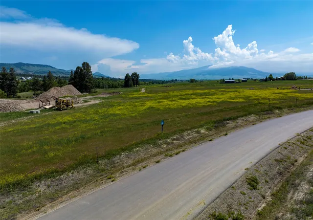 4th image of 5514 Fireweed Loop, Helena, MT 59602 | MLS# 30072234