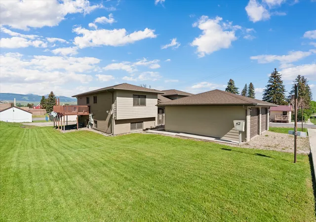 Homes for sale in Deer Lodge, MT | 602 Clark St, Deer Lodge, MT 59722 | MLS# 30072025