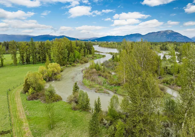 2nd image of 985 Jellison Rd, Columbia Falls, MT 59912 | MLS# 30072207